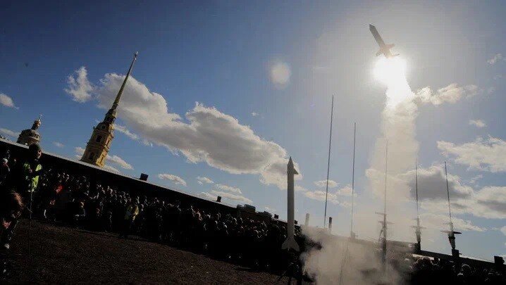 Ответ за "Москву": удары по Киеву были совершены по заводу "Визар" - afp
