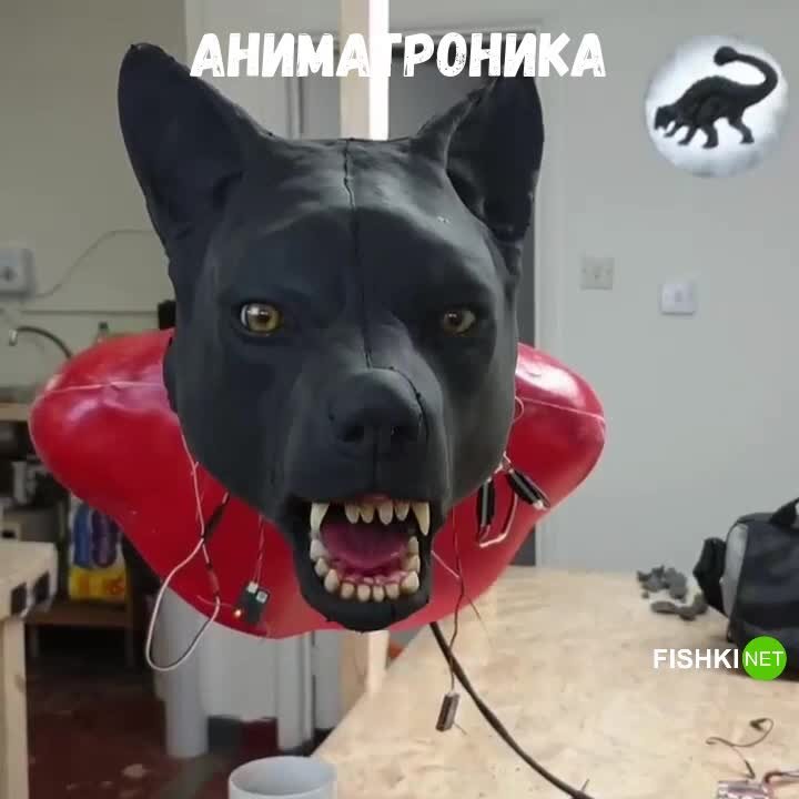 Аниматронный робо-пес