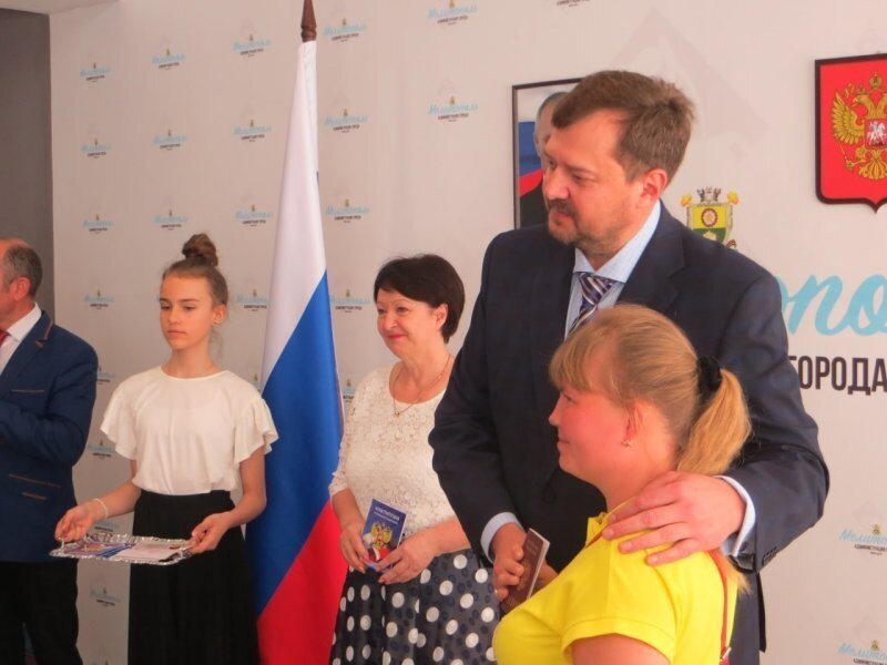 Выдача российских паспортов в Запорожской области пойдёт невиданными темпами