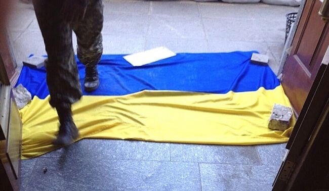 Запад готов принудить Киев отдать России часть Украины