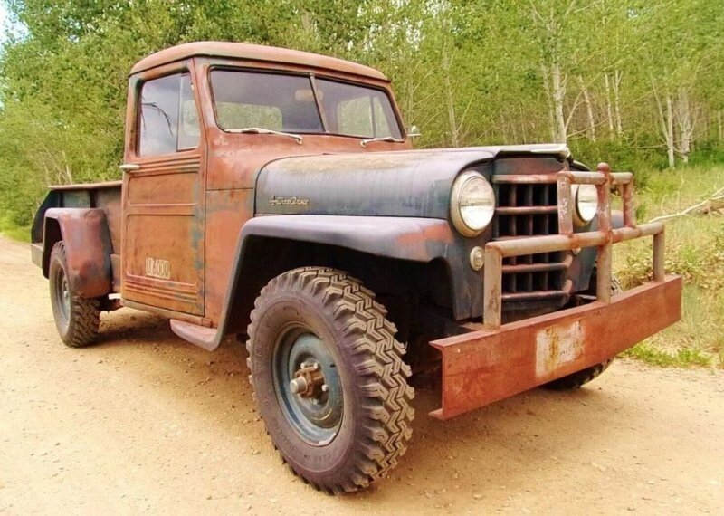 Ржавый, но еще поездит: Willys 1952 года выпуска