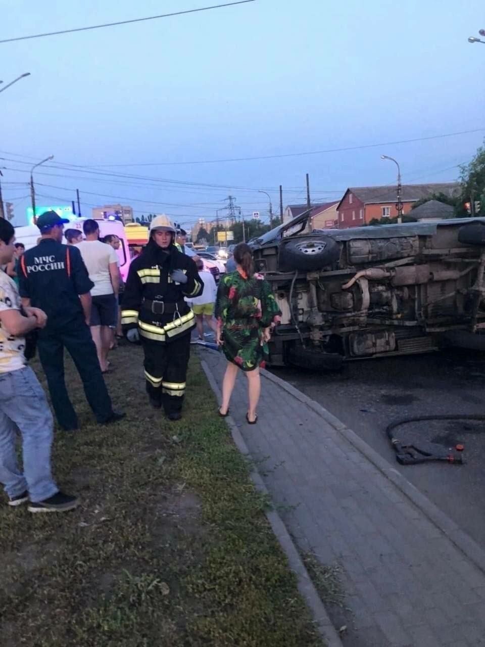 Вчера в Воронеже, военные устроили ДТП
