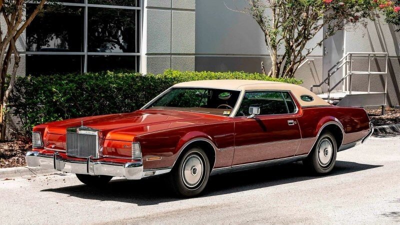 Американский красавец: Lincoln Continental Mark IV 1973 года