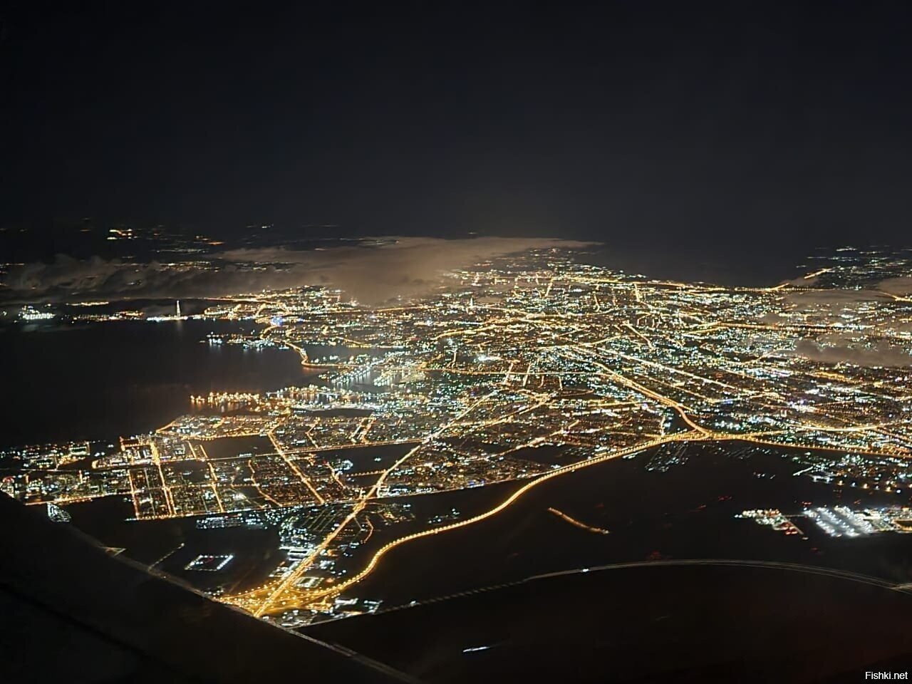 Питерцам немного их прекрасного города, который я сегодня видел из окна такси...