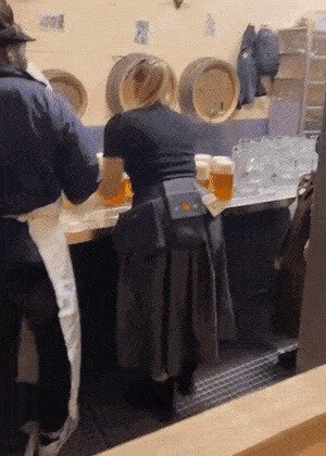 есть женщины в немецких селениях