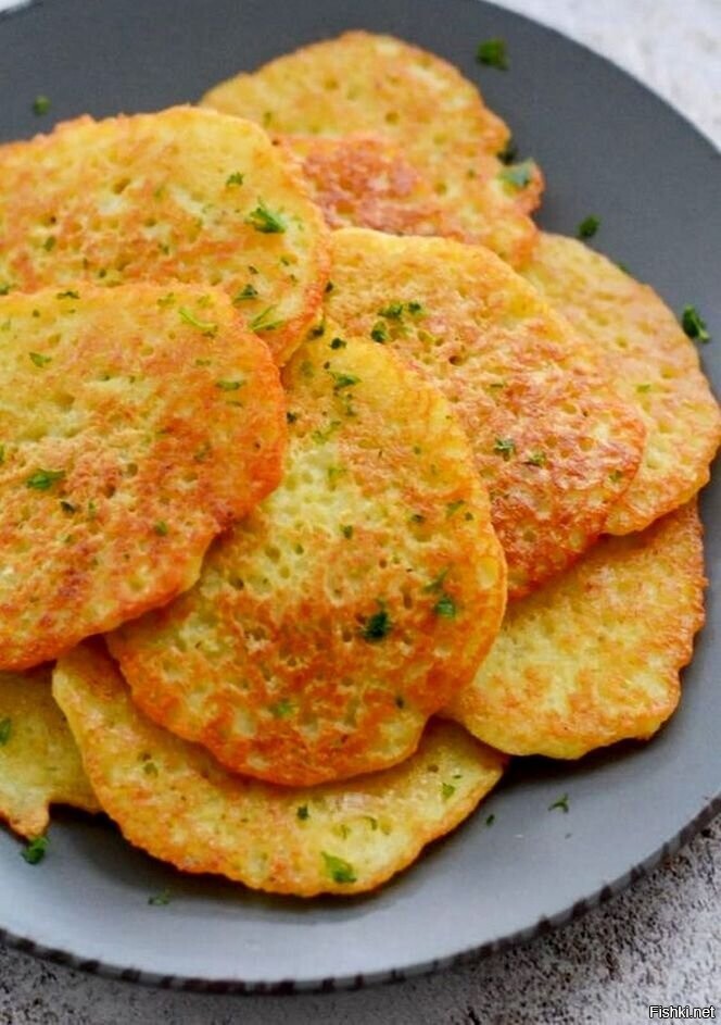 Картофельные оладьи с сыром