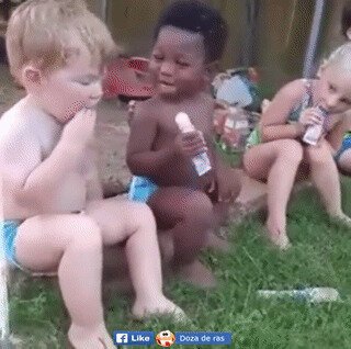 - Что этот белый себе позволяет