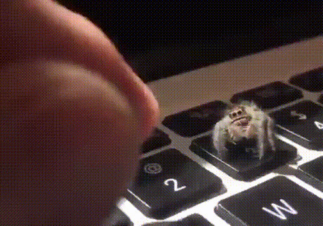 - Подвинься