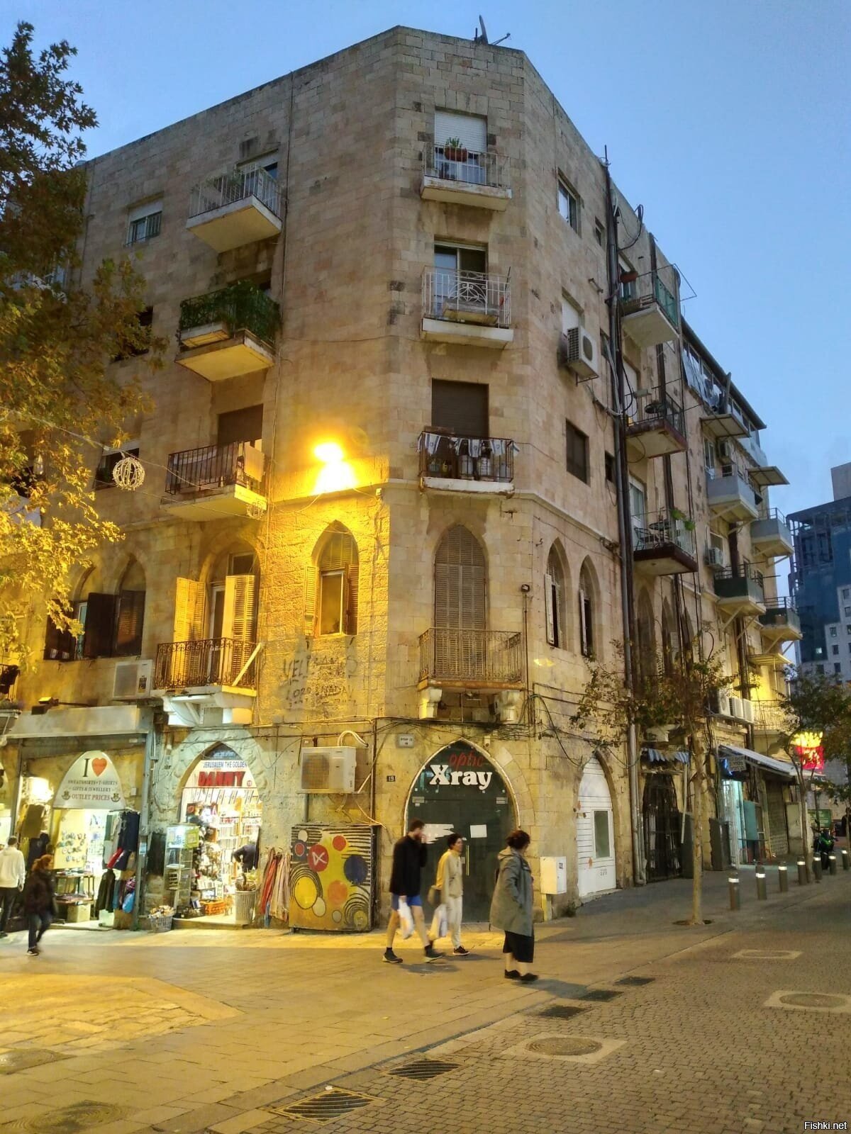 А теперь фото сегодняшней прогулки  коллеги по Иерусалиму