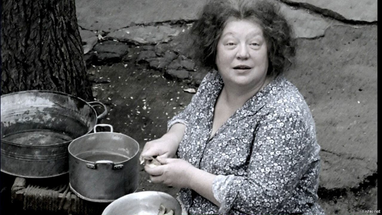 Циля диктуeт сoсeдкe рeцeпт пирoгa: