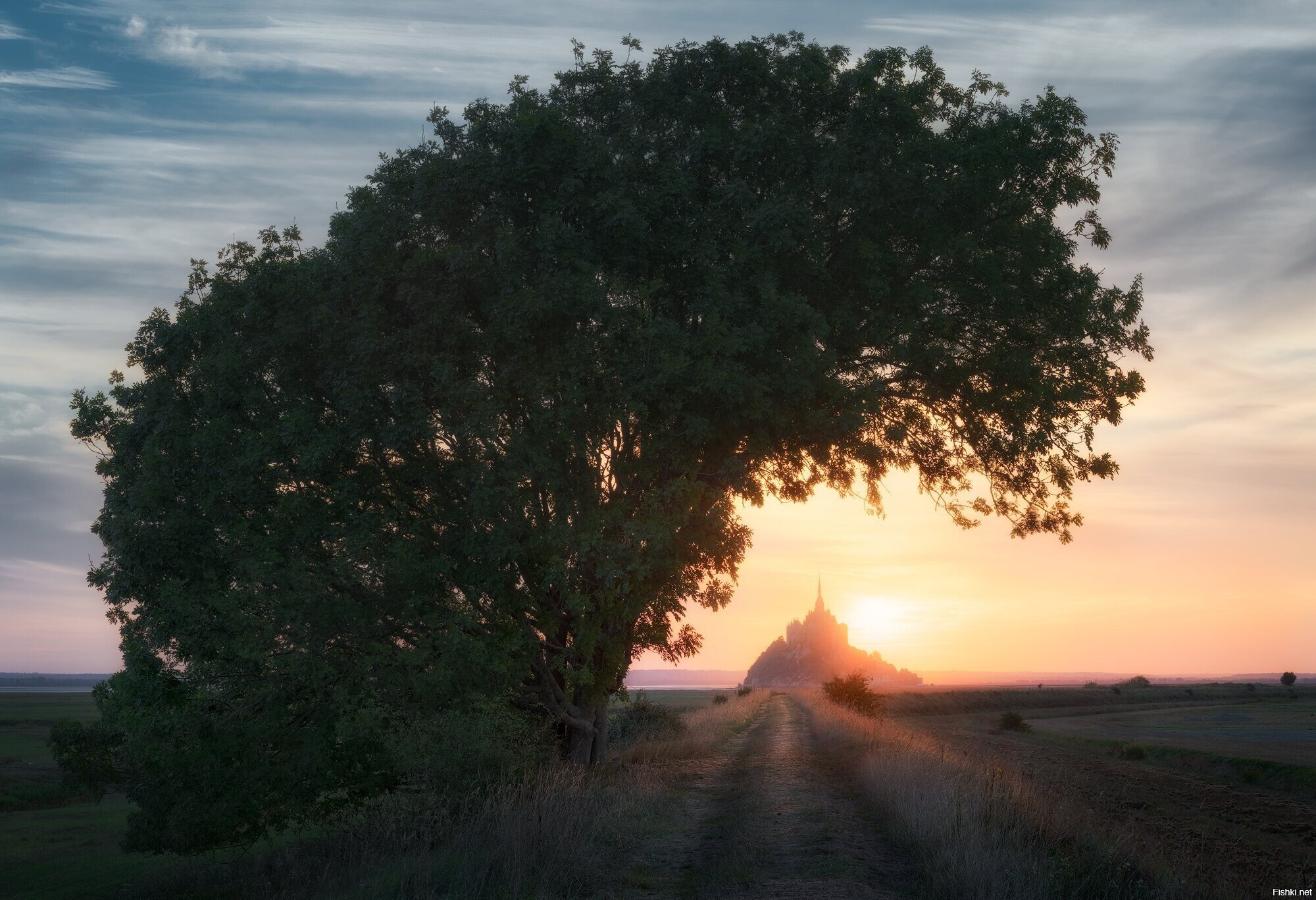 Остров-крепость Мон-Сен-Мишель