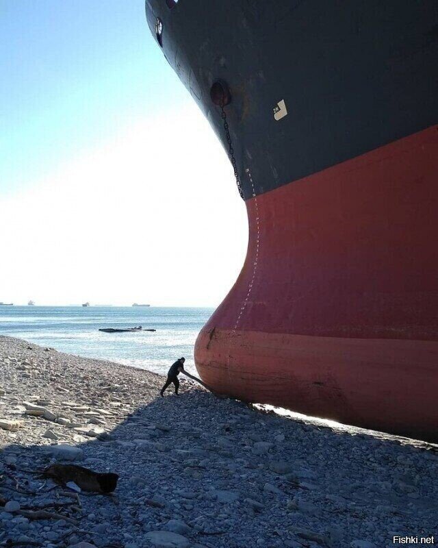 Ещё одно усилие, и он поплы