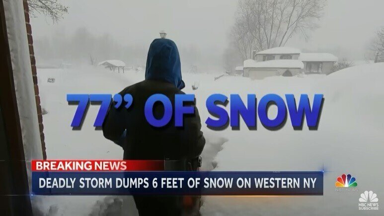 NBC: двухметровые сугробы и брошенные автомобили — на Нью-Йорк обрушился небывалый снегопад