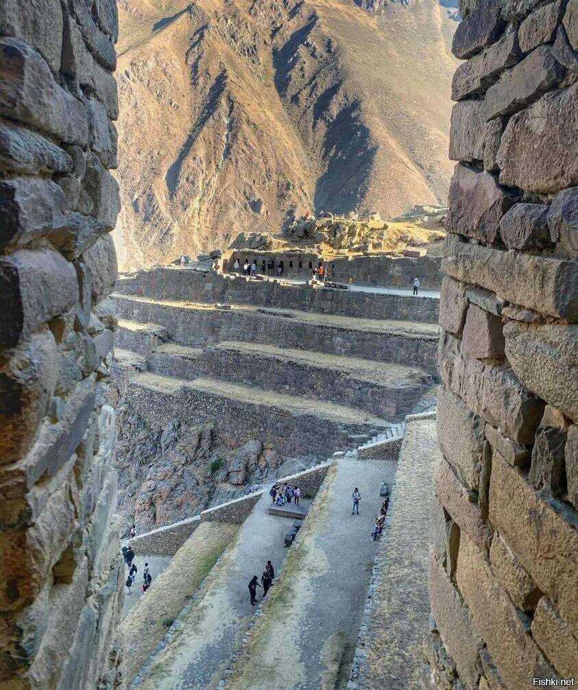 Древние руины Ольянтайтамбо в Перу