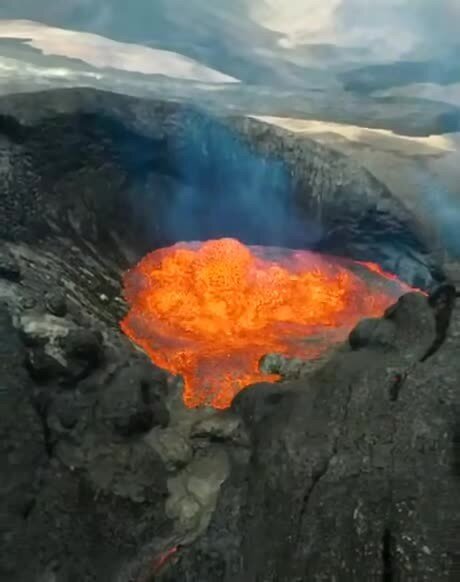 На Камчатке началось извержение вулкана Шивелуч