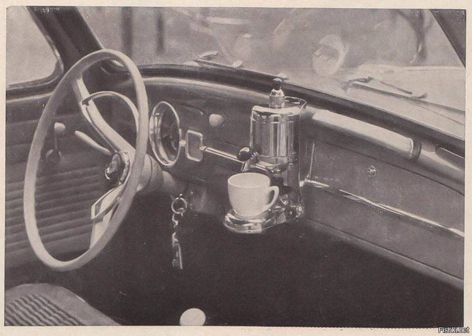 В 1959 году в комплектацию Volkswagen Beetle опционно входила кофеварка