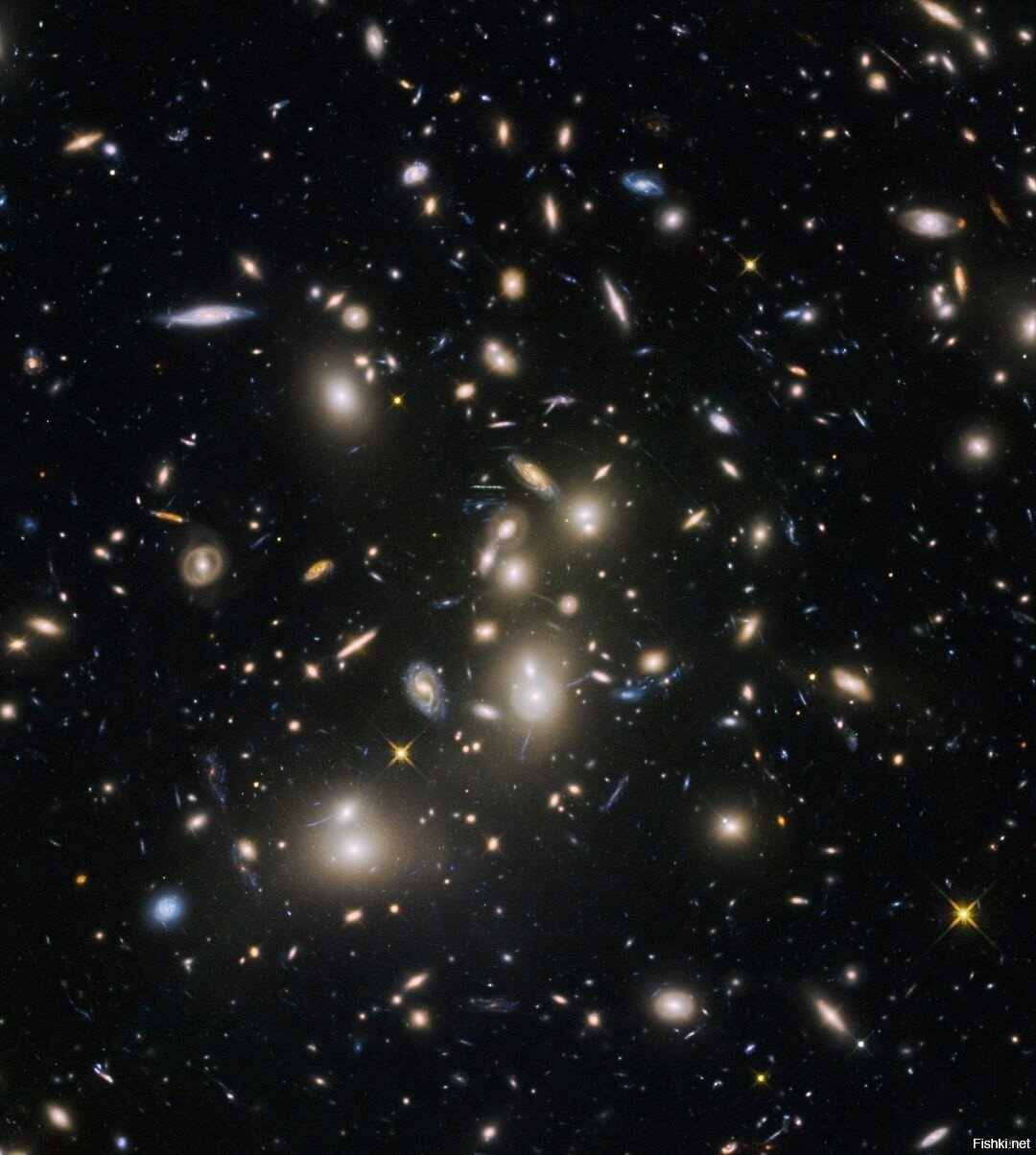 Это гигантское скопление галактик по прозвищу «Скопление Пандоры», расположен...