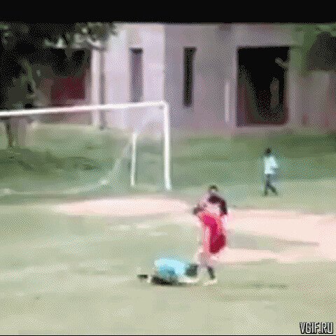 - Не тронь мелкого