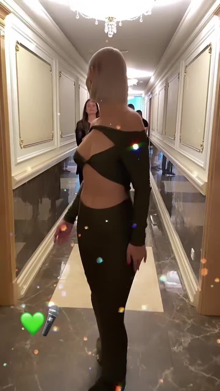 оригинальное платьице)