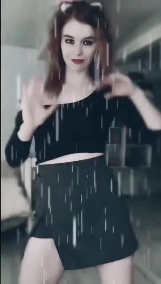 Простенько, но как то залипательно)