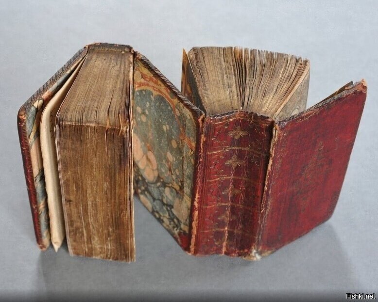 Двусторонние книги