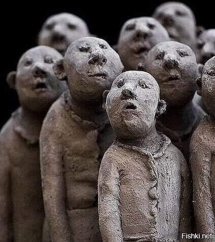 Если бы на всей земле жили только 100 человек, то 57 из них были бы выходцами...