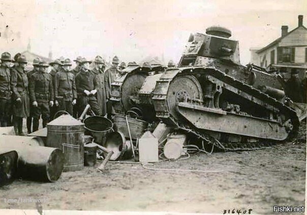 ....самогонные аппараты.