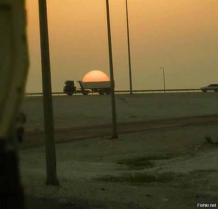 Куда исчезает Солнце после заката