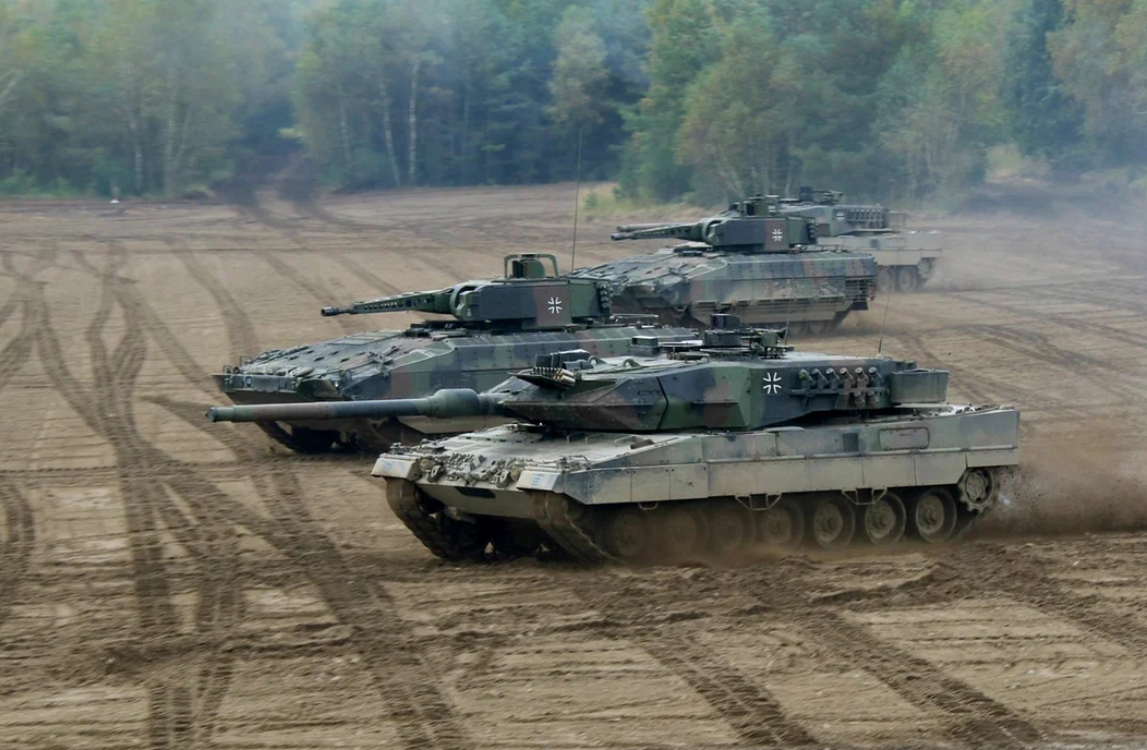 Истерия по «Леопардам»: Запад хочет сорвать российский блицкриг на Украине