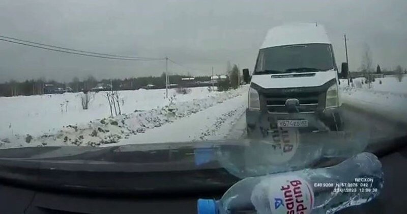 Авария дня. В Ивановской области пьяный водитель фургона устроил ДТП
