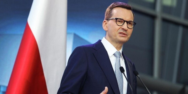 Польский премьер Моравецкий призвал Киев «временно передать» Польше территории Западной Украины