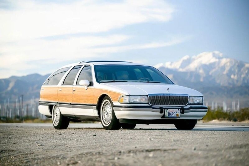 Безумная мощность Corvette LS3 V8 в универсале Buick Roadmaster Estate 1992 года