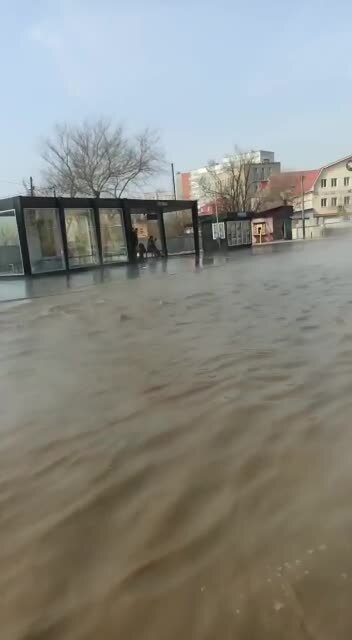 Владивосток сегодня поплыл с утра