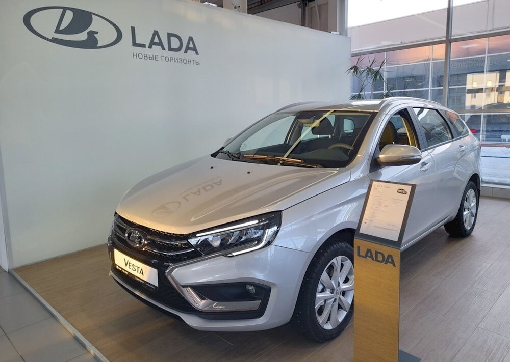 АвтоВАЗ официально назвал стоимость новых LADA Vesta NG