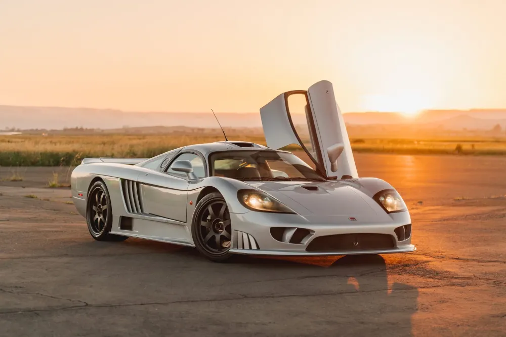 Cуперкар Saleen S7 2003, принадлежавший Полу Уокеру, выставили на продажу