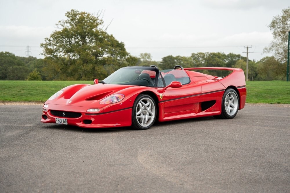 Ferrari F50 британского певца Рода Стюарта нашёл нового владельца