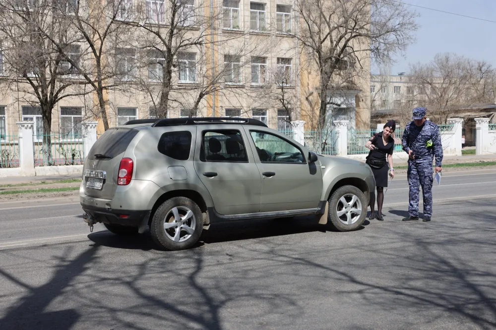Четверо школьников попали под машину в Волгограде