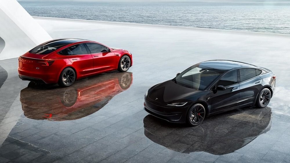 Tesla обновила "идеальную машину для повседневной езды"