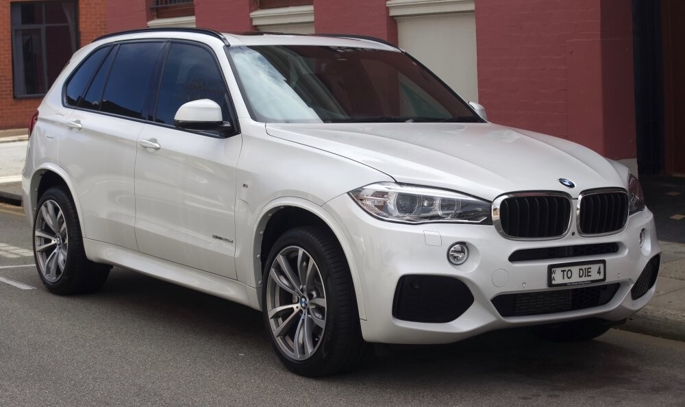 BMW отрубило владельцу палец. Владелец отсудил у автопроизводителя 1,9 миллионов долларов
