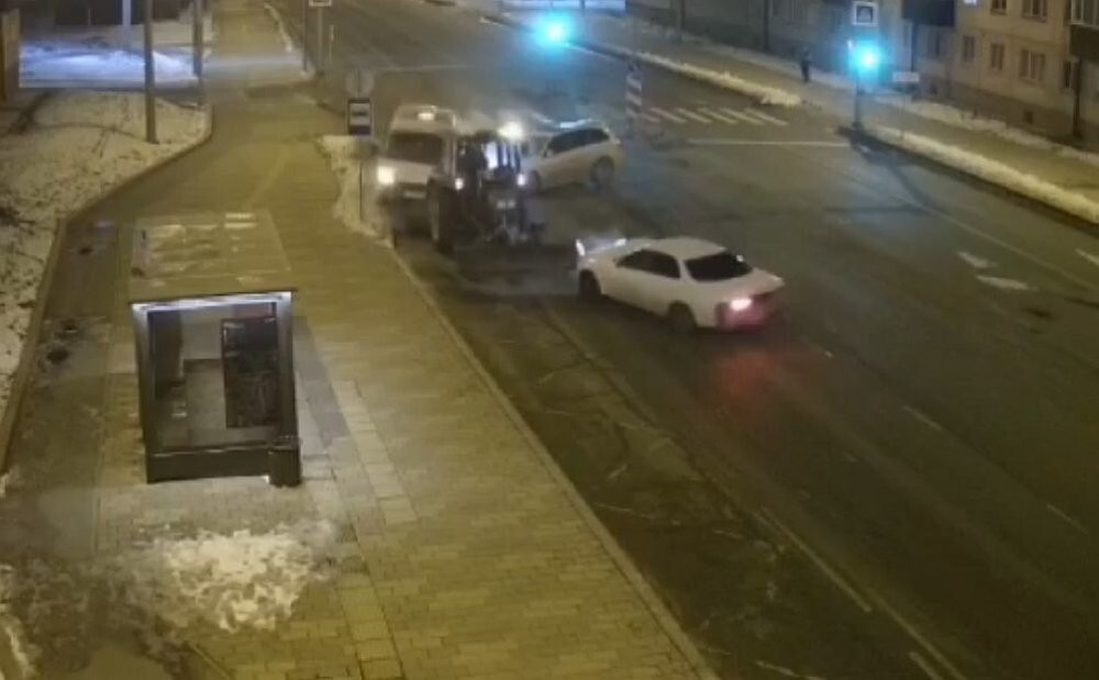 "Профи". Устроил массовое ДТП на ровном месте