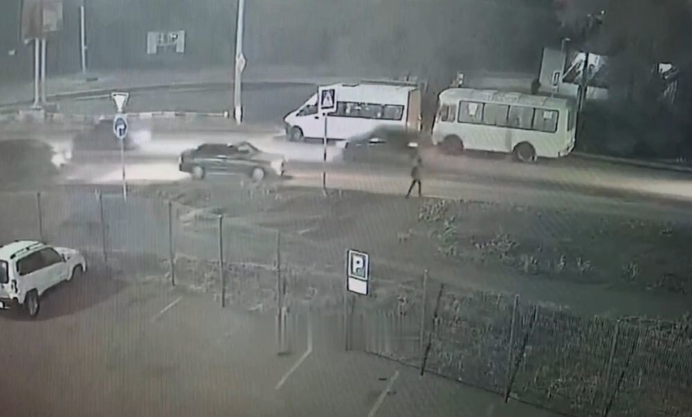 Сбила и переехала пешехода