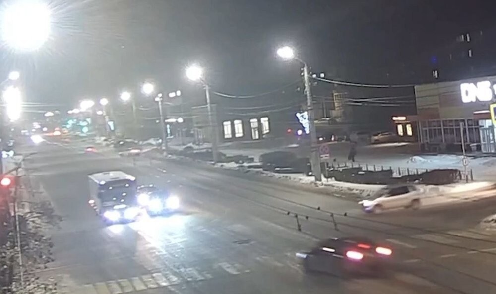 ДТП на подаренном родителями автомобиле