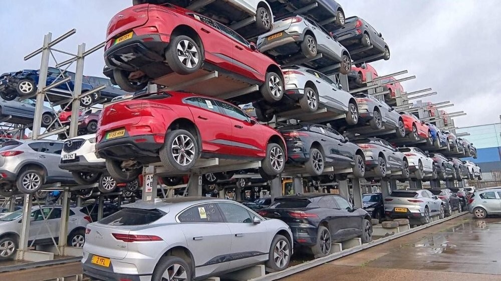 Печальный финал Jaguar I-Pace - тысячи автомобилей идут в утиль