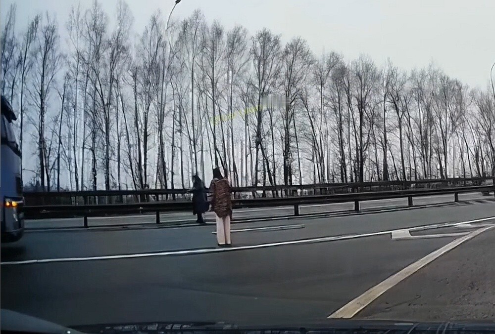 Убрал помеху с дороги