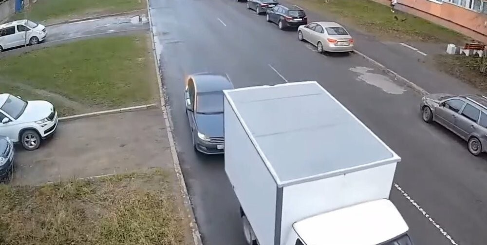 Не свое - не жалко. Попытка завести ГАЗель с помощью каршеринга