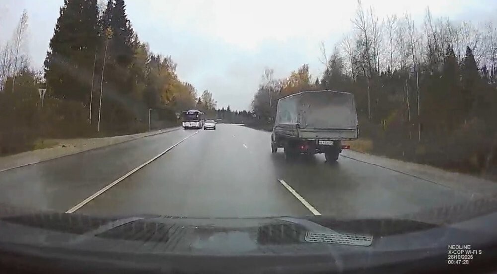 Без ДТП. "Коть, ну а ты куда летишь?"