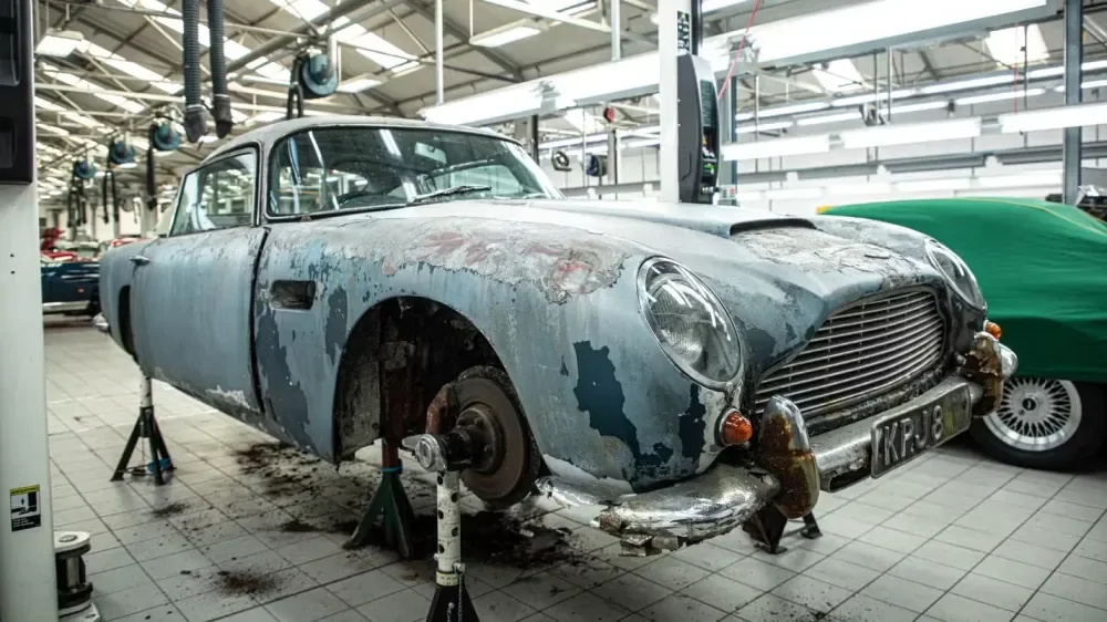 60-летний Aston Martin DB5 подорожал более чем в тысячу раз после реставрации
