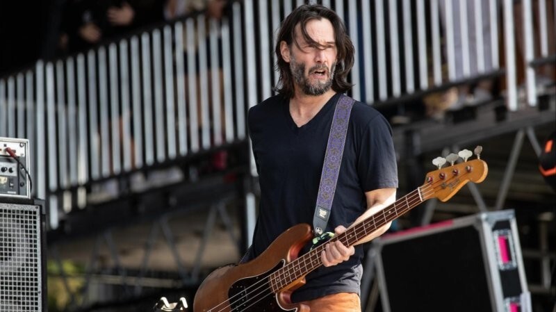 Киану Ривз и группа Dogstar опять вместе: музыканты выступили на фестивале BottleRock Napa Valley