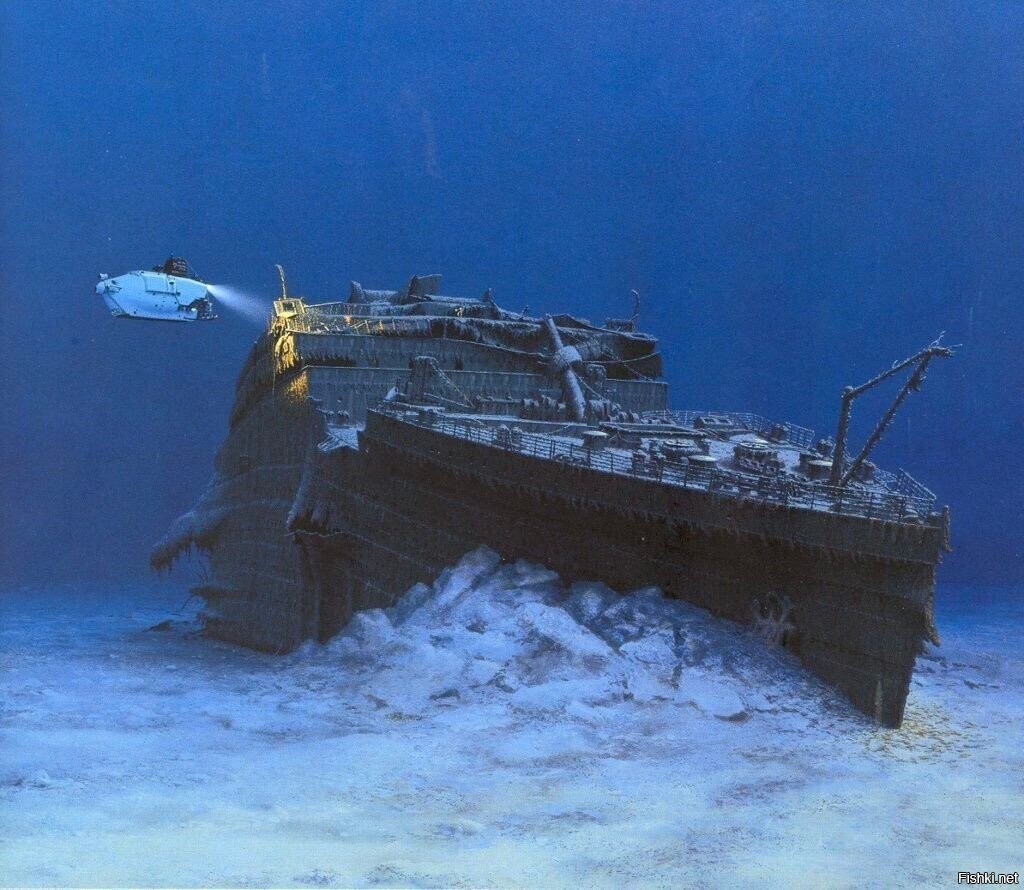 Батискаф, вёзший туристов к затонувшему "Титанику", пропал с радаров в Атлант...