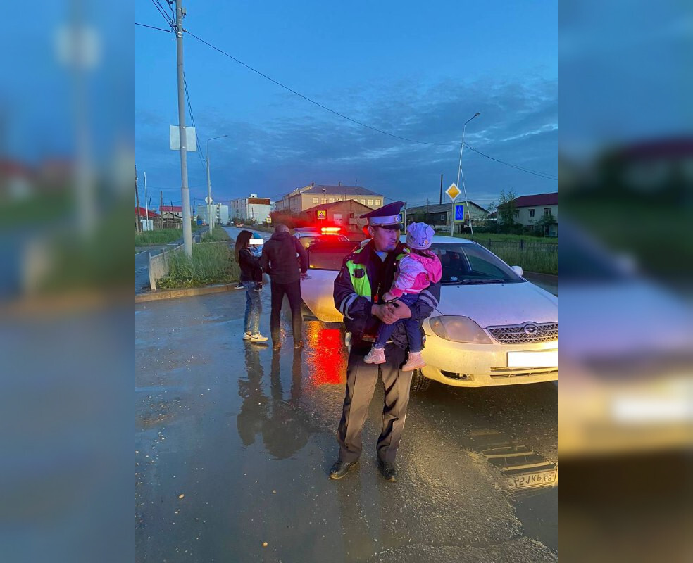 В Якутске пьяный мужчина угнал автомобиль с двумя детьми в салоне — он их не заметил